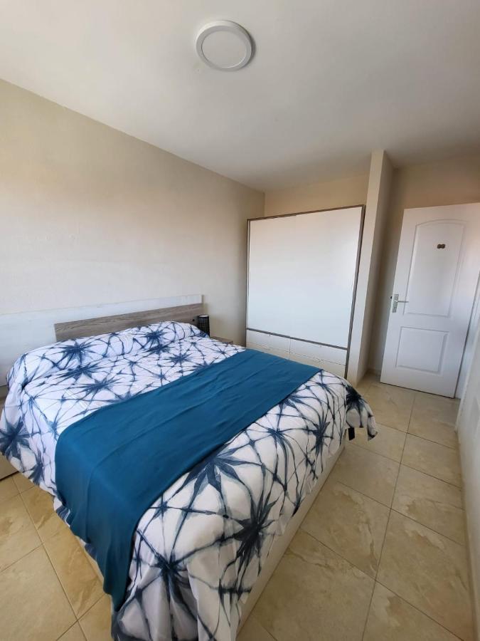 Апартаменти Apartamento Centrico En Candelaria, Con Piscina. Санта-Крус-де-Тенеріфе Екстер'єр фото
