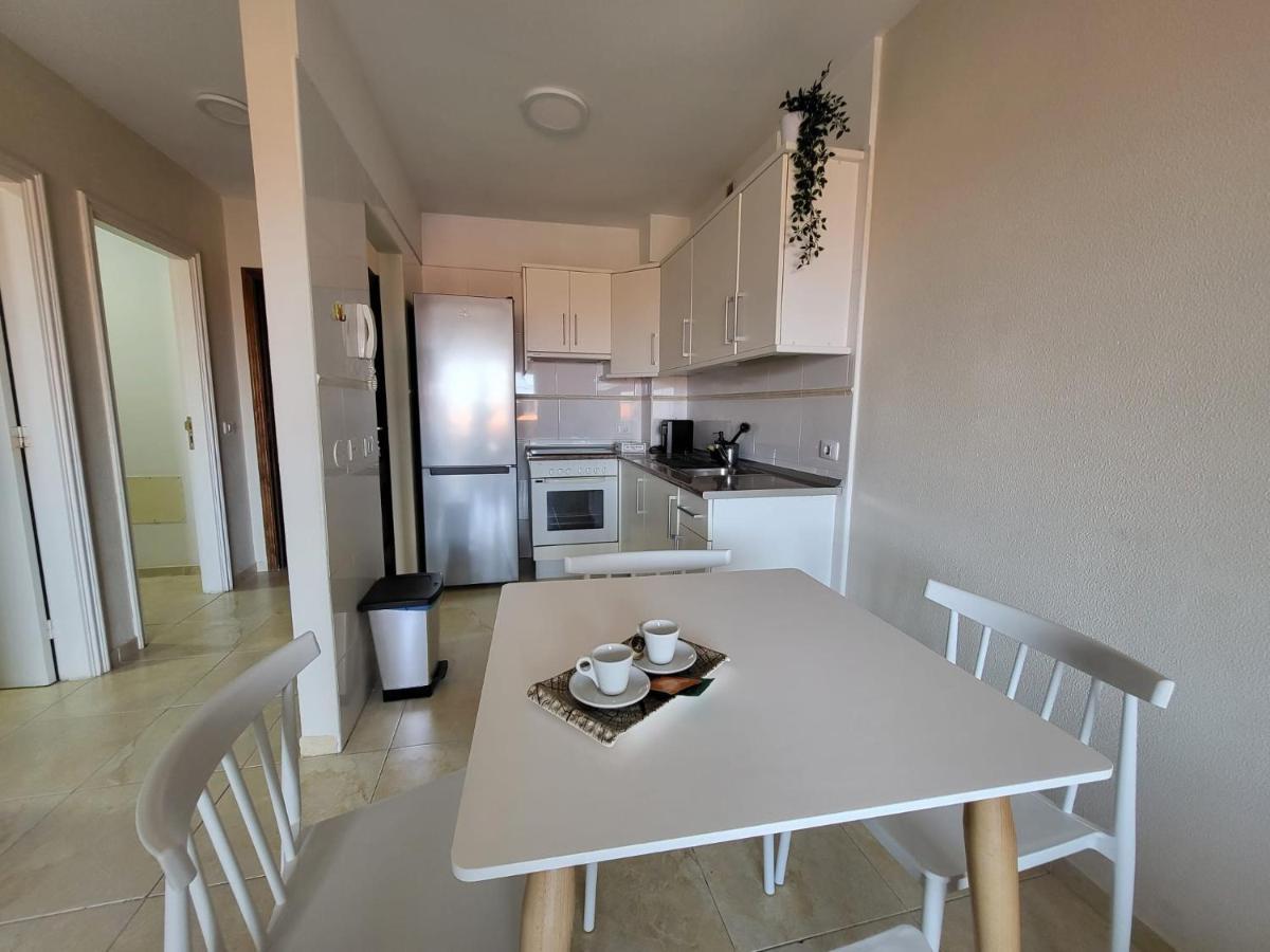 Апартаменти Apartamento Centrico En Candelaria, Con Piscina. Санта-Крус-де-Тенеріфе Екстер'єр фото